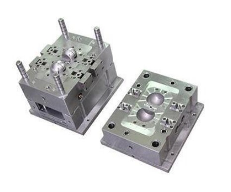 custom injection mold